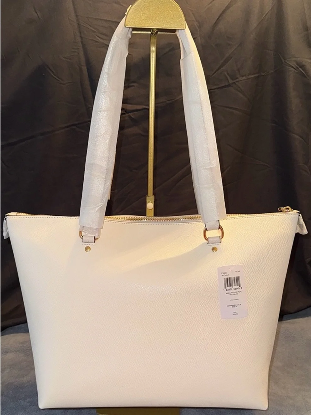 Coach F79608 Crossgrain Leather Gallory Tote IM/Chalk Color & Red Cherry Charm - Picture 2 of 10